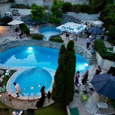 Brilliance Hotel Varna Exterior foto