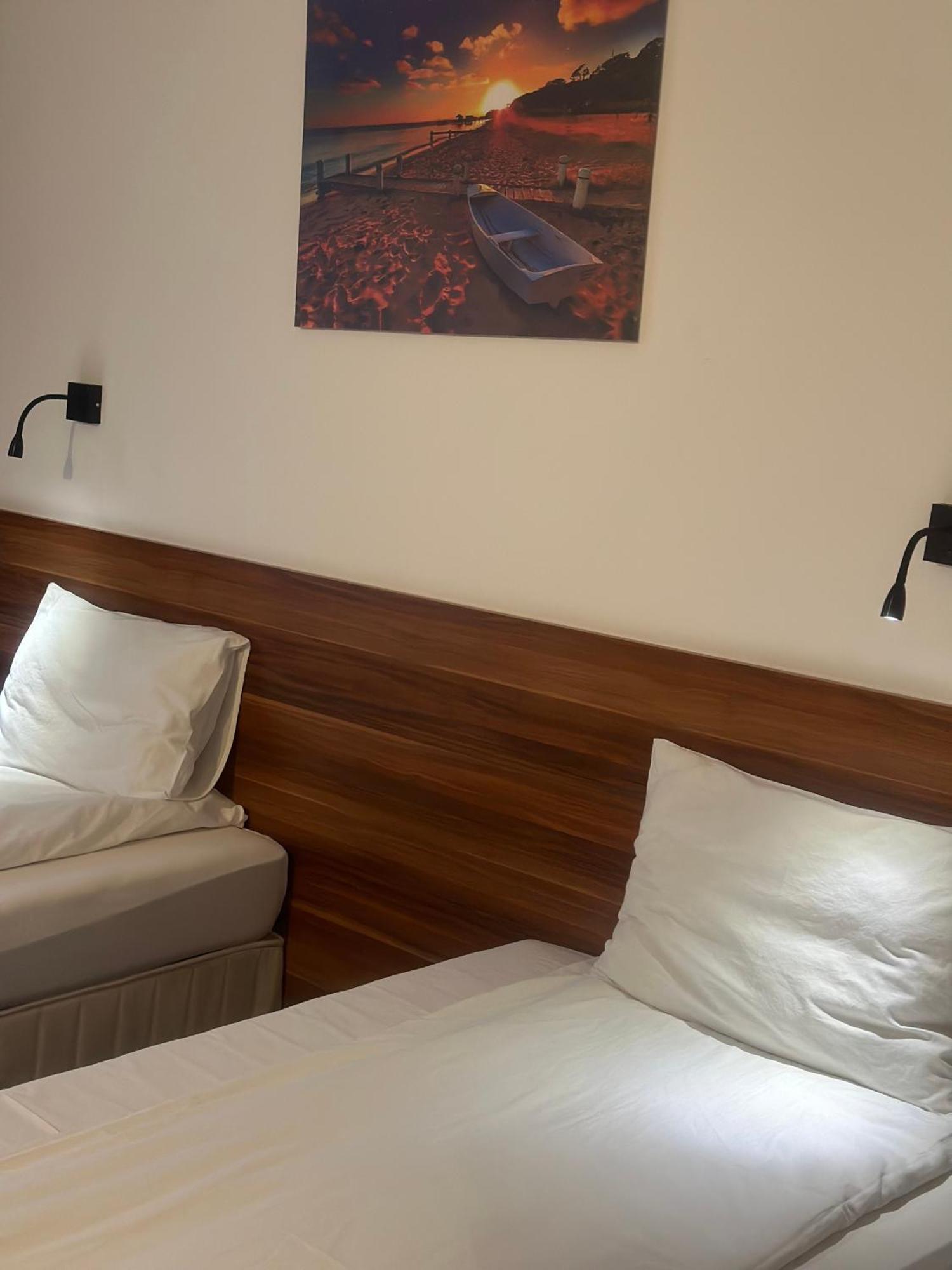 Brilliance Hotel Varna Exterior foto