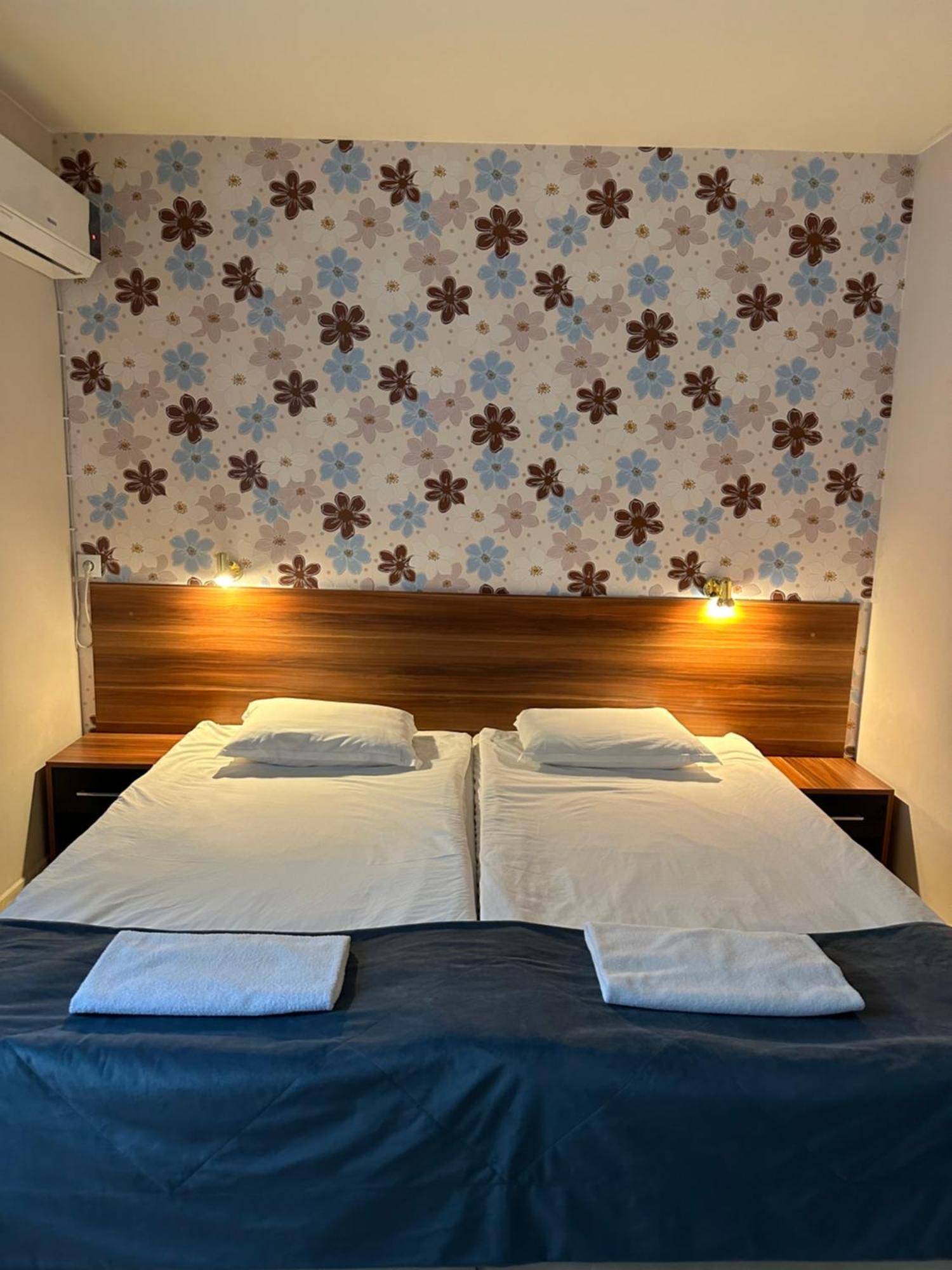 Brilliance Hotel Varna Exterior foto
