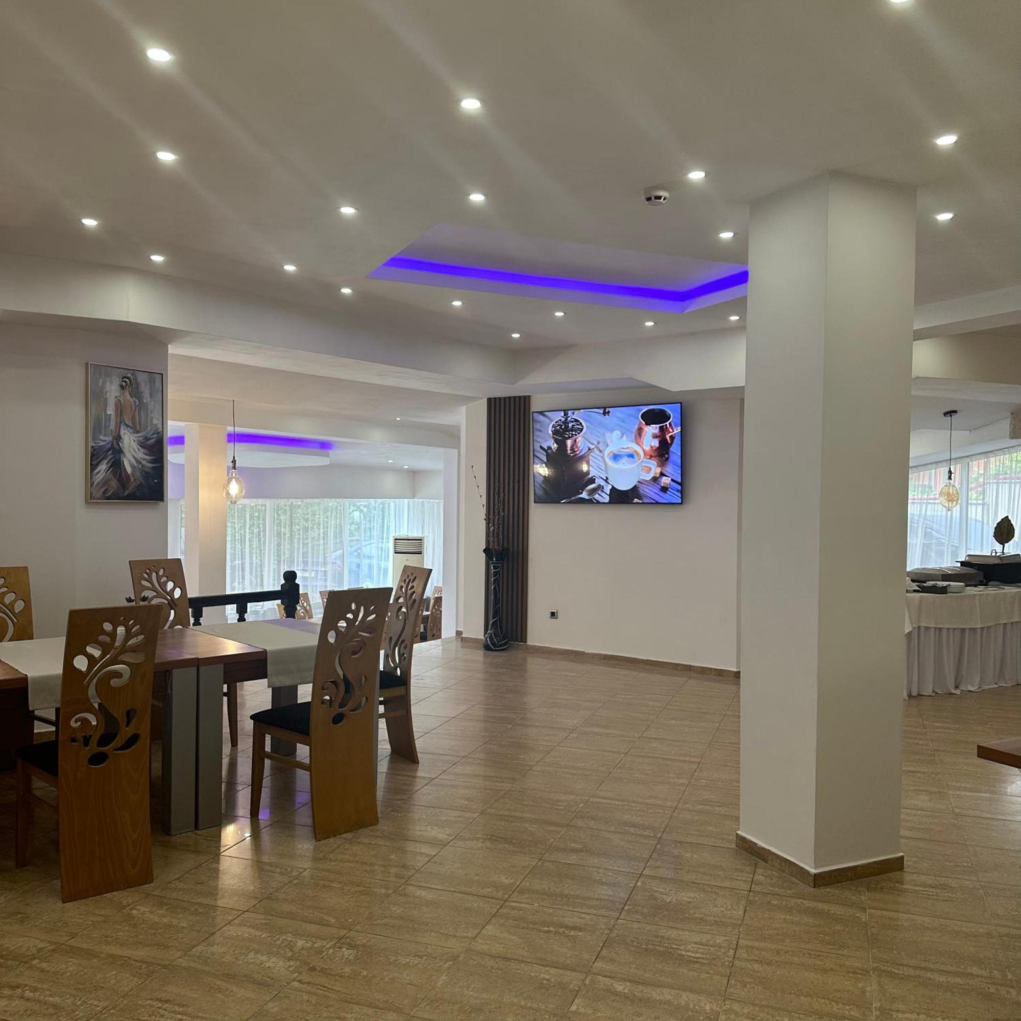 Brilliance Hotel Varna Exterior foto